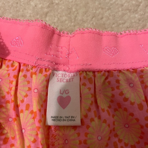 Victorias’ Secret y2k sleep shorts-large NWOT - Picture 4 of 7